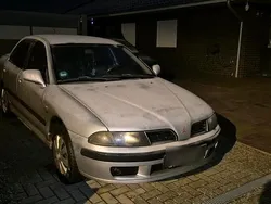 Silber Gebraucht 2000 Mitsubishi Carisma Limousine | 600 € (Guter Preis)