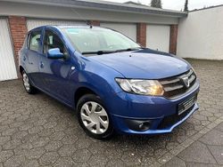 Blau Gebraucht 2014 Dacia Sandero Lauréate Limousine | 4.250 € (Etwas zu teuer)