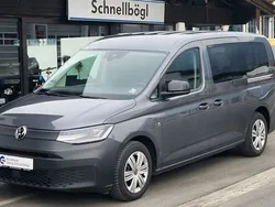 Grau Gebraucht 2021 VW Caddy Maxi Van / Kleinbus | 38.450 €