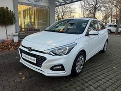 Weiß Gebraucht 2019 Hyundai i20 Select Limousine | 8.900 € (Fairer Preis)