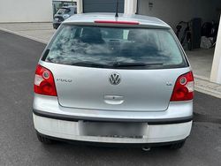 Silber Gebraucht 2002 VW Polo Kleinwagen | 800 € (Guter Preis)