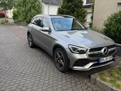 Grau Gebraucht 2021 Mercedes GLC300 SUV | 44.500 € (Fairer Preis)