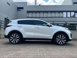 Weiß Gebraucht 2017 Kia Sportage Platinum SUV | 12.400 €