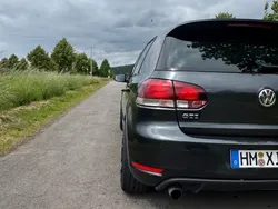 Grau Gebraucht 2011 VW Golf VI GTI Kleinwagen | 8.000 € (Guter Preis)