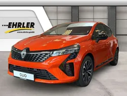 Valencia orange Gebraucht 2024 Renault Clio V Techno Kleinwagen | 22.690 €