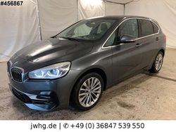 Grau Gebraucht 2020 BMW 220 Active Tourer Luxury Line Van / Kleinbus | 21.950 € (Fairer Preis)