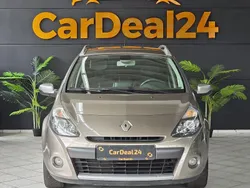 Braun Gebraucht 2012 Renault Clio GrandTour Night&Day Kombi | 6.499 € (Teuer)