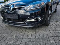 Schwarz Gebraucht 2015 Renault Mégane III Bose Edition Kombi | 5.600 € (Guter Preis)