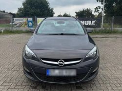 Grau Gebraucht 2015 Opel Astra Style Kombi | 4.490 € (Fairer Preis)