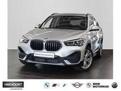 Glaciersilber metallic Gebraucht 2020 BMW X1 Advantage SUV | 25.770 € (Etwas zu teuer)