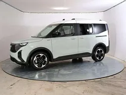 Cactus grey / dach in weiß Neu 2024 Ford Tourneo Courier Active Van / Kleinbus | 27.590 € (Guter Preis)
