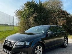Schwarz Gebraucht 2012 Audi A3 Sportback Kleinwagen | 6.900 € (Etwas zu teuer)
