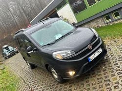 Grau Gebraucht 2016 Fiat Doblò Pop Van / Kleinbus | 5.990 € (Fairer Preis)