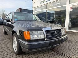 Schwarz Gebraucht 1992 Mercedes 300 Limousine | 21.900 €