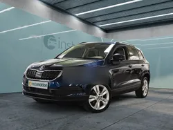 Blau Gebraucht 2020 Skoda Karoq Style SUV | 23.990 € (Fairer Preis)