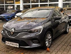 Grau Gebraucht 2022 Renault Clio V Intens Limousine | 16.980 € (Fairer Preis)
