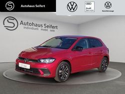 Rot Neu 2025 VW Polo Limousine | 25.845 € (Etwas zu teuer)
