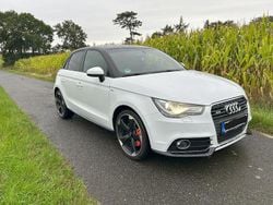 Weiß Gebraucht 2014 Audi A1 Sportback S-Line Kleinwagen | 12.100 € (Fairer Preis)