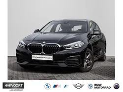 Schwarz 2 Gebraucht 2022 BMW 118 Advantage Kleinwagen | 21.970 € (Fairer Preis)