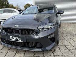 Grau Gebraucht 2018 Kia Ceed Sportswagon Platinum Edition Kombi | 16.900 € (Fairer Preis)