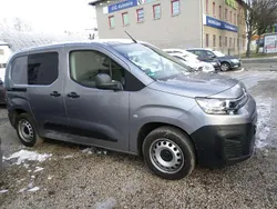 Grau Gebraucht 2019 Citroën Berlingo Van / Kleinbus | 10.000 € (Fairer Preis)