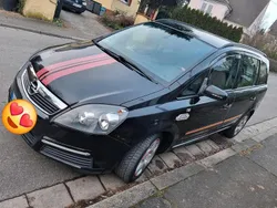 Schwarz Gebraucht 2007 Opel Zafira Van / Kleinbus | 3.790 € (Teuer)