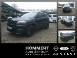 Technogreen metallic Gebraucht 2025 Jeep Compass North SUV | 38.890 € (Teuer)