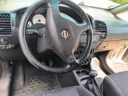 Grau Gebraucht 2001 Opel Zafira Executive Van / Kleinbus | 3.000 €