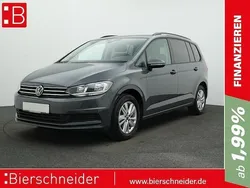 Grau Gebraucht 2024 VW Touran Comfortline Van / Kleinbus | 30.750 € (Guter Preis)