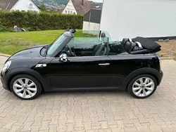 Schwarz Gebraucht 2015 Mini Cooper Kleinwagen | 12.990 € (Fairer Preis)