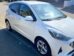 Weiß Gebraucht 2020 Hyundai i10 Style Kleinwagen | 13.900 € (Fairer Preis)