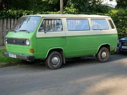 Grün Gebraucht 1981 VW T3 Van | 8.800 €