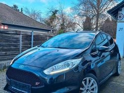 Schwarz Gebraucht 2015 Ford Fiesta ST Kleinwagen | 6.300 € (Superpreis)