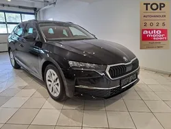 Schwarz Gebraucht 2024 Skoda Octavia Selection Kombi | 29.400 € (Guter Preis)
