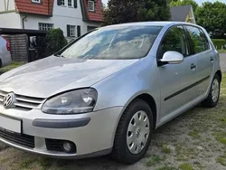 Silber Gebraucht 2004 VW Golf V Limousine | 2.299 € (Fairer Preis)