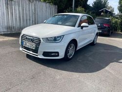 Weiß Gebraucht 2016 Audi A1 Sportback Basis Kleinwagen | 8.790 € (Superpreis)