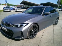 Grau Gebraucht 2024 BMW 320 M Sport Limousine | 41.990 € (Fairer Preis)