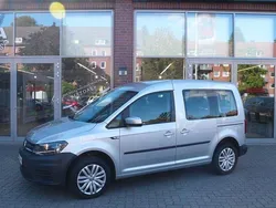Silber Gebraucht 2018 VW Caddy Trendline Van / Kleinbus | 20.984 € (Fairer Preis)