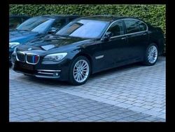 Schwarz Gebraucht 2012 BMW 750 Comfort Edition Limousine | 21.000 € (Teuer)