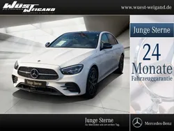 Weiß Gebraucht 2022 Mercedes E300 AMG line Limousine | 45.900 € (Teuer)
