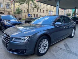 Grau Gebraucht 2017 Audi A8 Sport Limousine | 27.800 € (Superpreis)