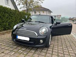 Schwarz Gebraucht 2015 Mini Cooper D Cabriolet Cabrio | 11.111 €