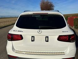 Weiß Gebraucht 2020 Mercedes GLC300e SUV | 35.500 € (Superpreis)