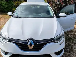 Weiß Gebraucht 2017 Renault Mégane GrandTour Kombi | 9.500 € (Fairer Preis)