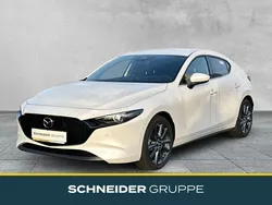 Weiß Neu 2025 Mazda 3 Exclusive-Line Limousine | 29.990 € (Etwas zu teuer)