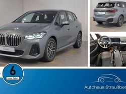 Skyscraper grau Gebraucht 2024 BMW 218 M Sport Van / Kleinbus | 27.080 € (Guter Preis)