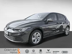 Grau Gebraucht 2022 VW Golf VIII Life Limousine | 20.980 € (Fairer Preis)
