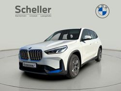 Alpinweiss iii Gebraucht 2023 BMW iX1 Performance SUV | 33.900 € (Guter Preis)