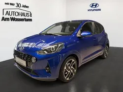 Blau Gebraucht 2022 Hyundai i10 Edition 30+ Kleinwagen | 14.890 € (Etwas zu teuer)