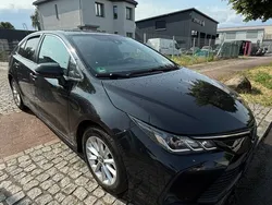 Schwarz Gebraucht 2020 Toyota Corolla Limousine | 12.000 €